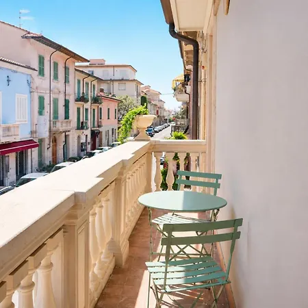 Mare Di Gioia 아파트 비아레지오
